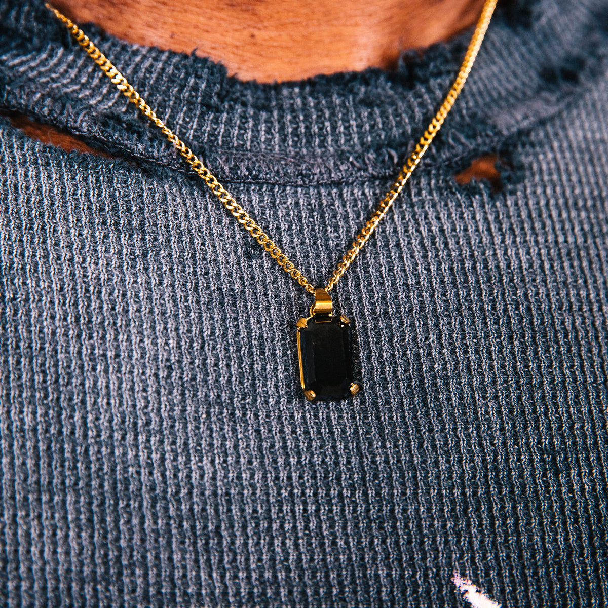 Gravitas (Gold)