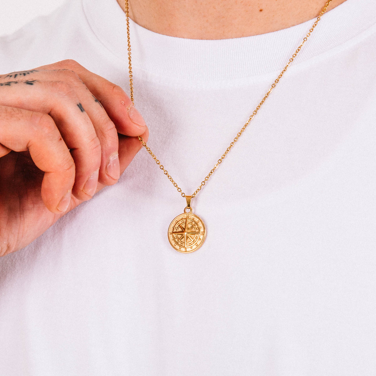 Wayfinder Mens Gold Stainless Steel Chain